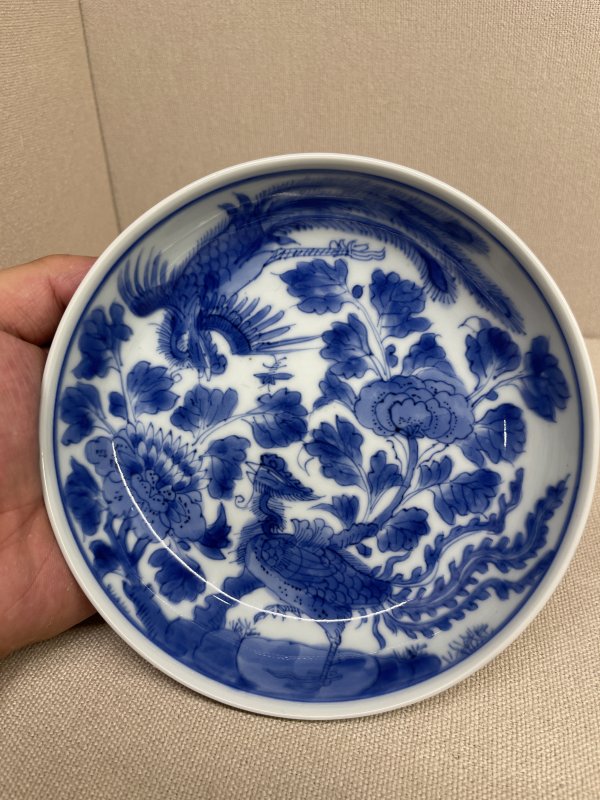 清康熙 青花凤穿牡丹纹盘 - 图2
