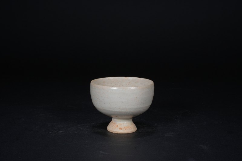 明 白釉高足杯 - 图3
