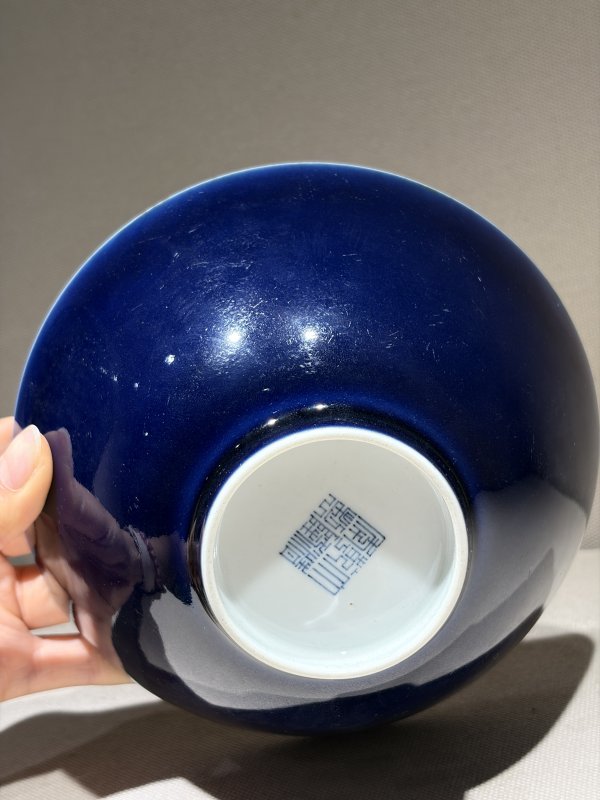 清乾隆 蓝釉碗 - 图4