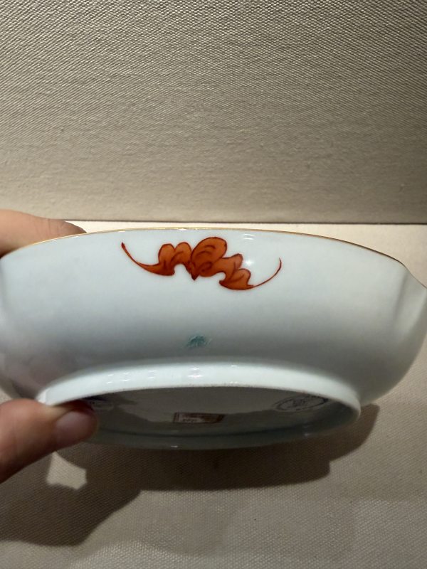 清道光 粉彩江西十景纹盘 - 图7
