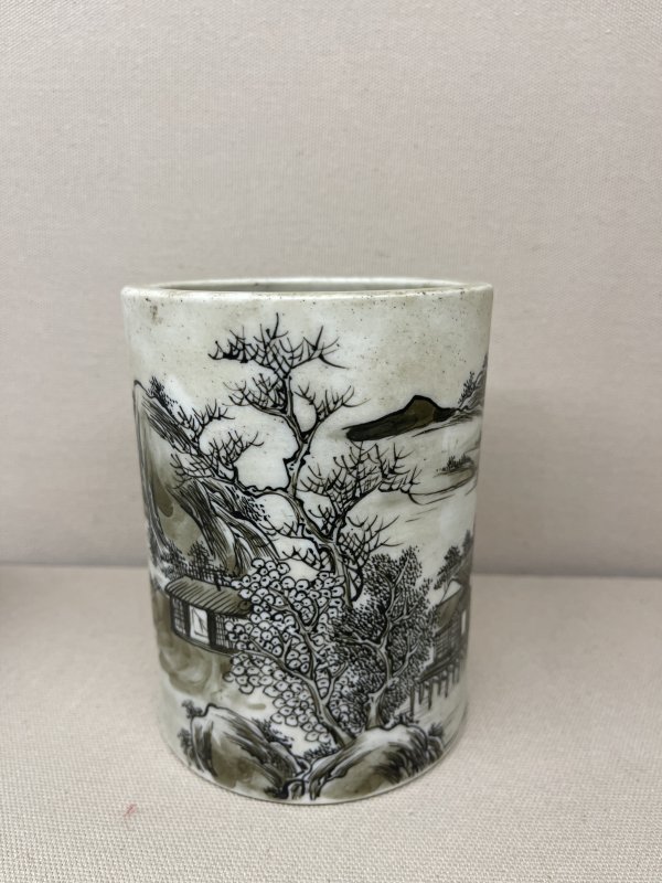 民国 素胎青花绘山水亭阁笔筒 - 图5