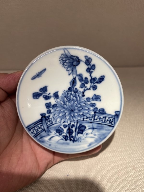 清乾隆 青花蝶恋花纹盖盒 - 图4