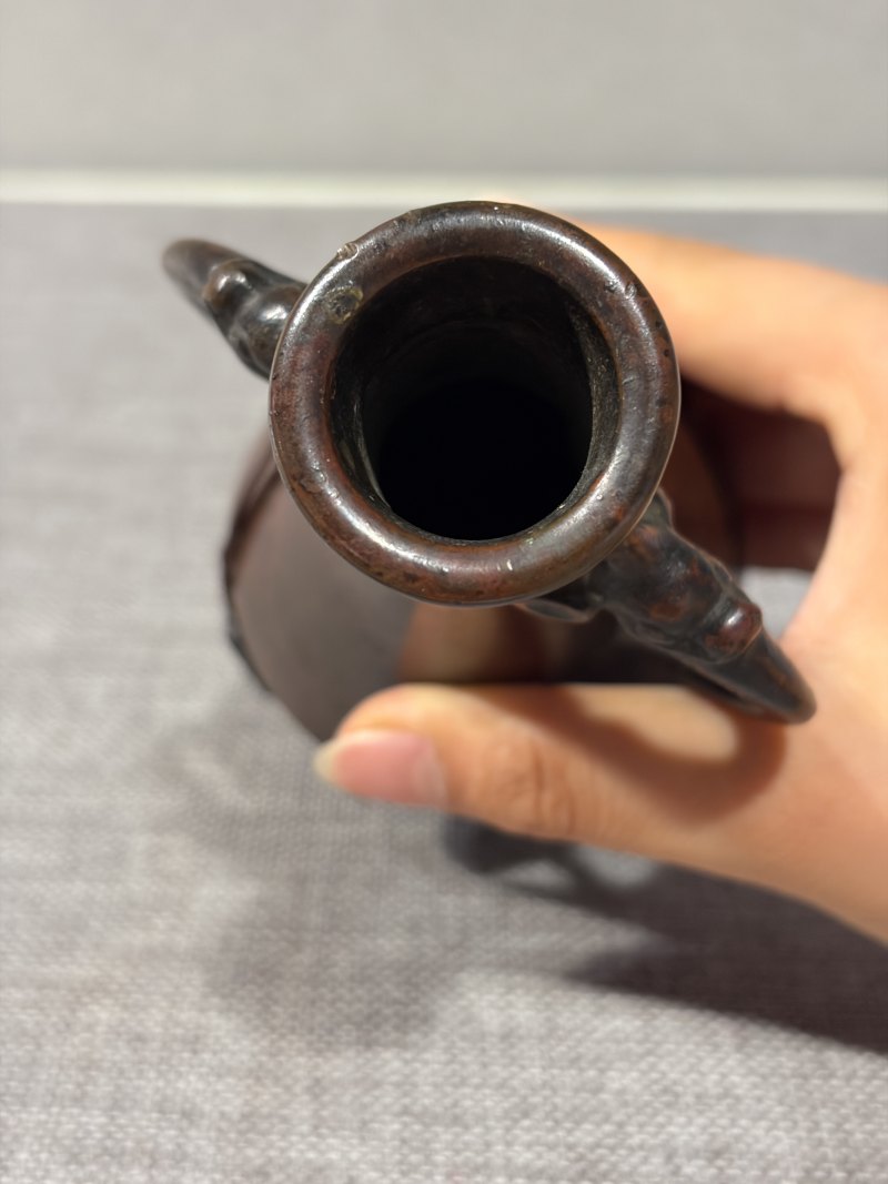 清晚期 铜双耳花插 - 图6