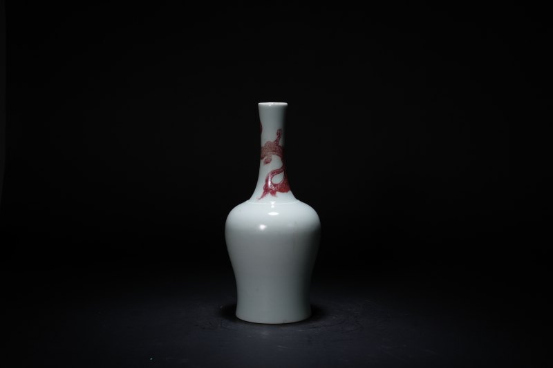 清 釉里红龙纹莱菔尊 - 图2