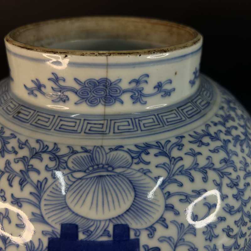 清中期 青花花卉纹喜字将军罐 - 图3