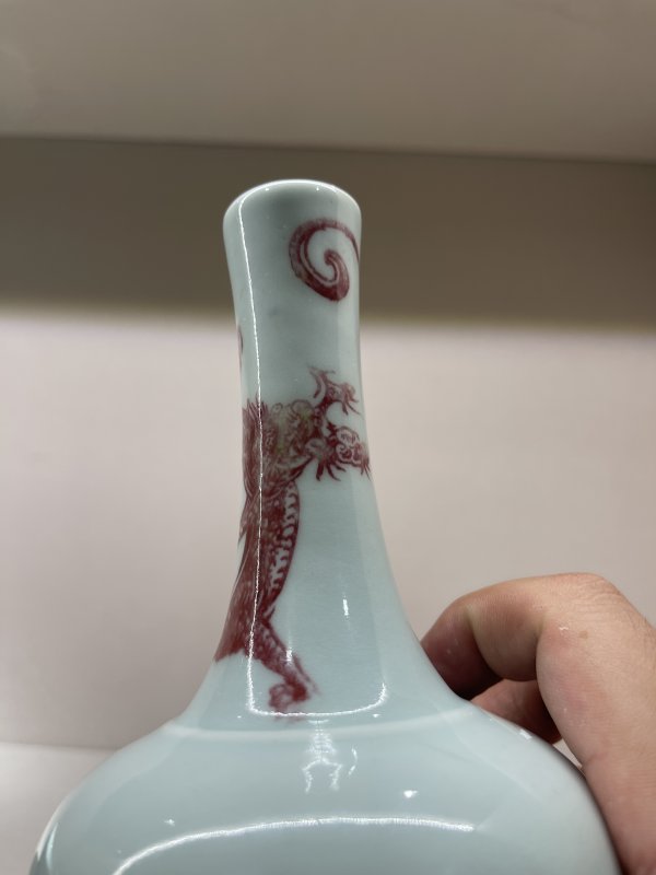 清 釉里红龙纹莱菔尊 - 图7