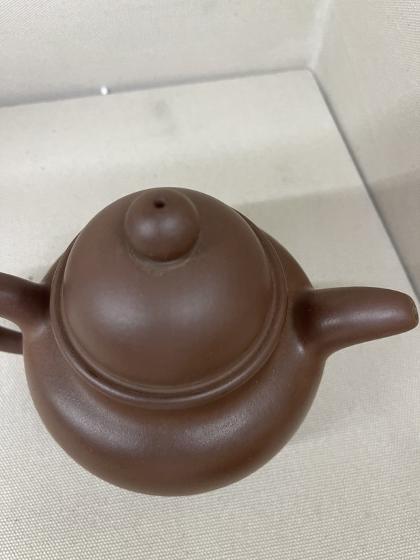 周贵珍款紫砂壶 - 图6