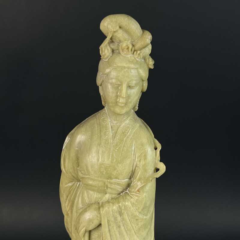 二十世纪七十年代 青田石雕仕女摆件 - 图2