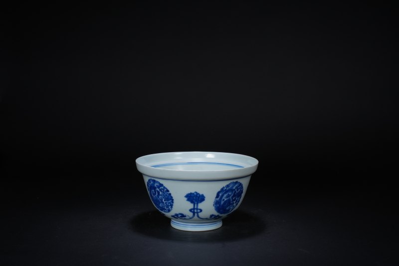 清康熙 青花贯套龙纹碗 - 图2