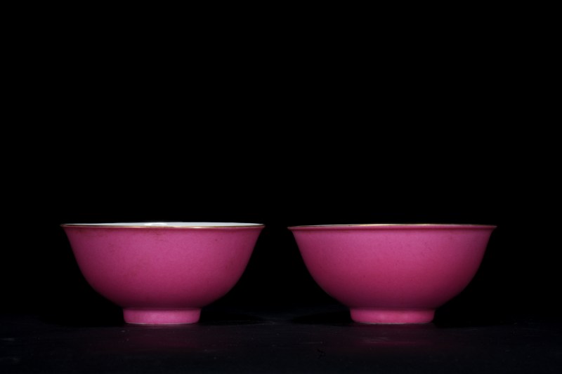 清光绪 胭脂红釉碗一对