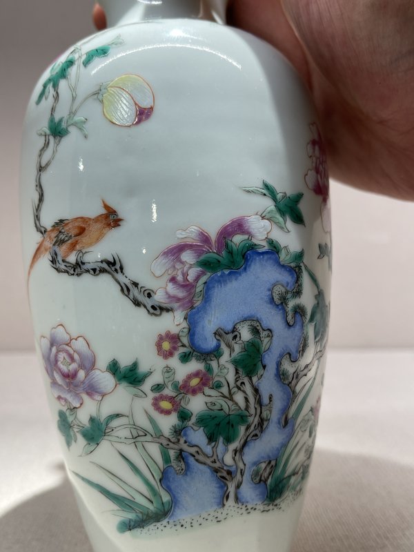 清 粉彩花鸟纹观音瓶 - 图8