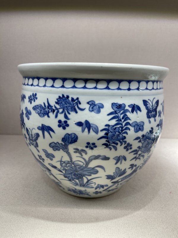 清 青花蝶恋花卷缸 - 图4