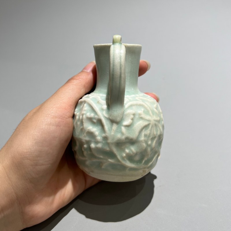明代 青白釉印花小壶 - 图8