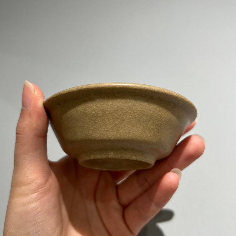 明代 龙泉窑米黄釉小直边洗 - 图4