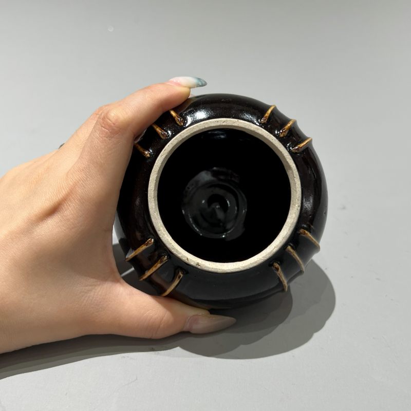 明代 黑釉线条罐 - 图5