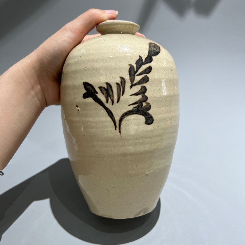 明代 白釉褐彩花卉纹梅瓶 - 图4