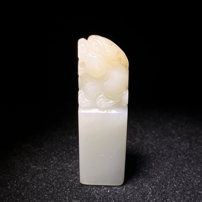 和田玉瑞兽章丕