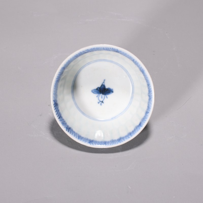 清代 青花花卉纹杯 - 图2