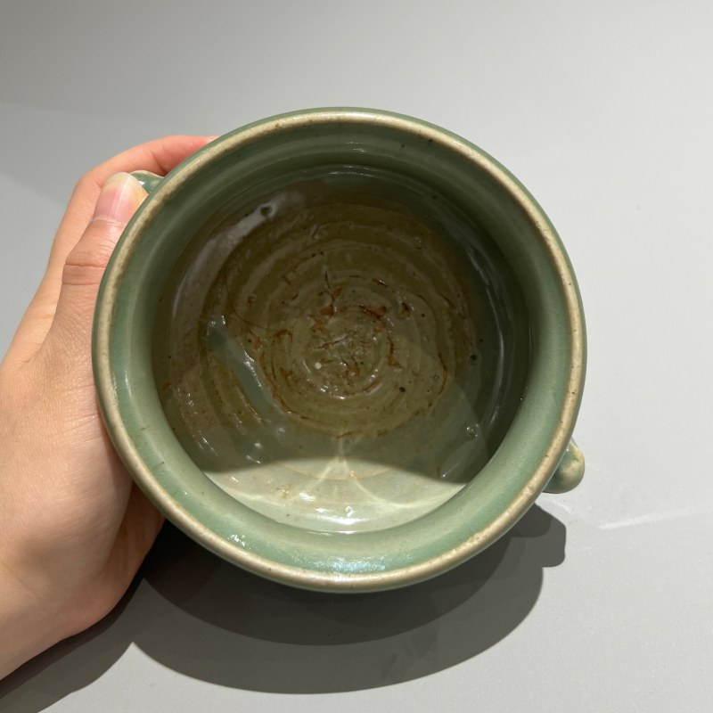 明代 龙泉窑翠青釉辅首香炉 - 图7