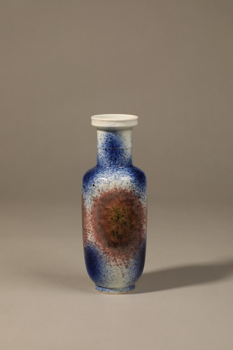 清 吹釉桃花洞棒槌瓶 - 图2