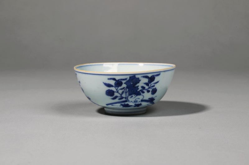 明 青花兔纹碗