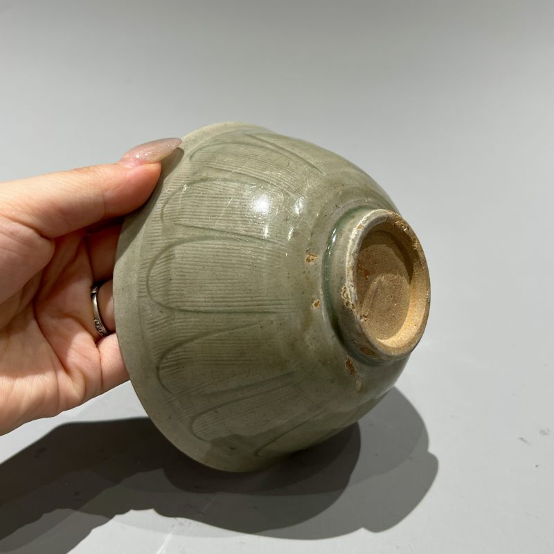 明代 青釉刻花碗 - 图8