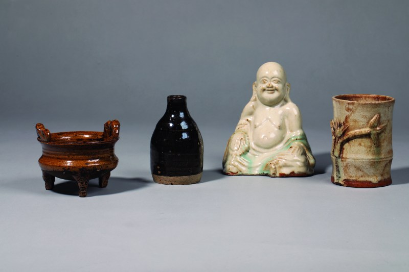 清 华宁窑香炉、笔筒