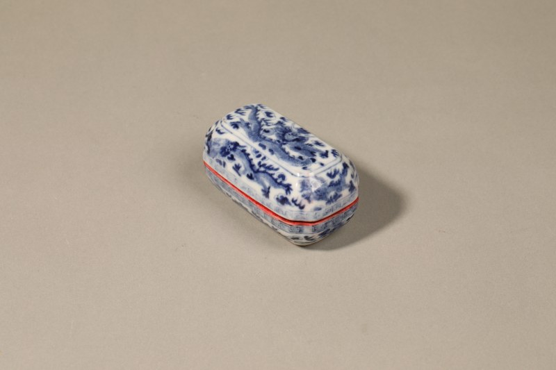 清 青花龙纹印泥盒 - 图5