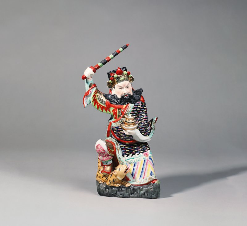 清 粉彩瓷塑财神像