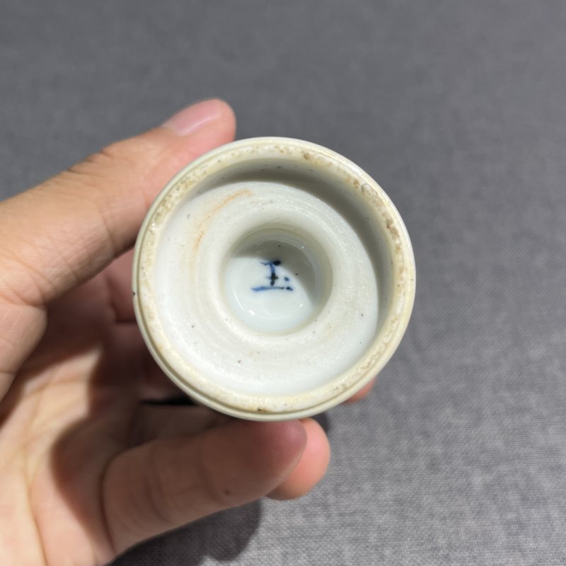 清康熙青花侍女人物灯笼瓶 - 图8