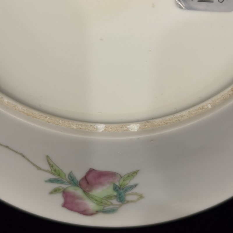 清 粉彩夔凤纹盘一对 - 图10