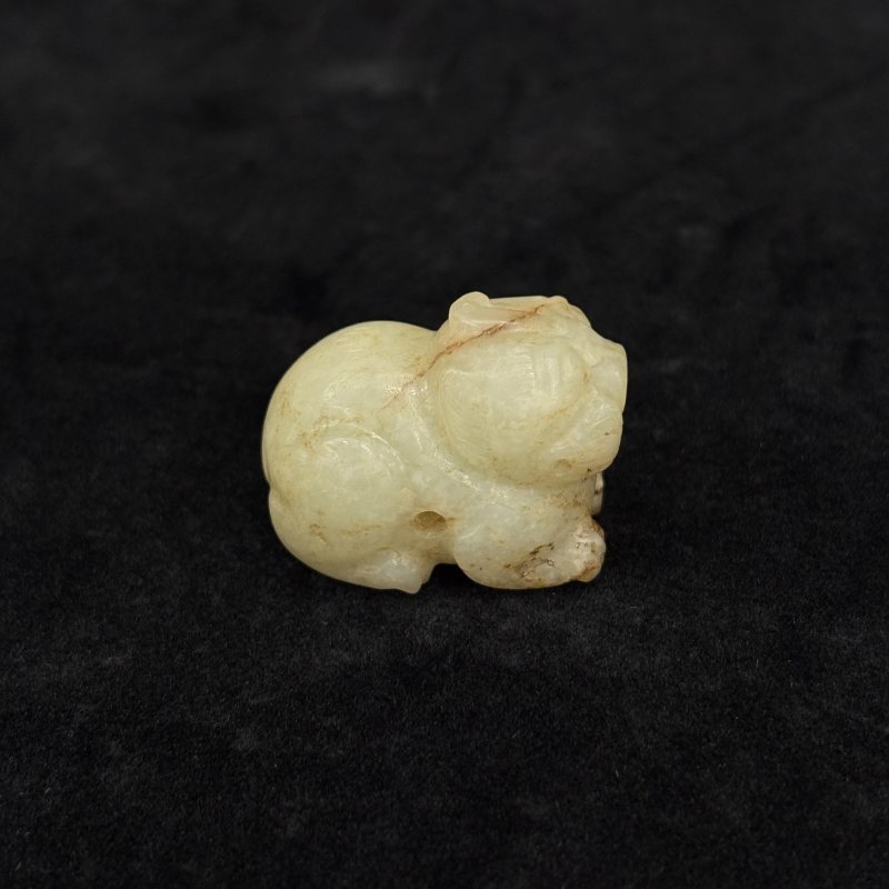 清 白玉留皮猪 白玉瑞兽两件 - 图11