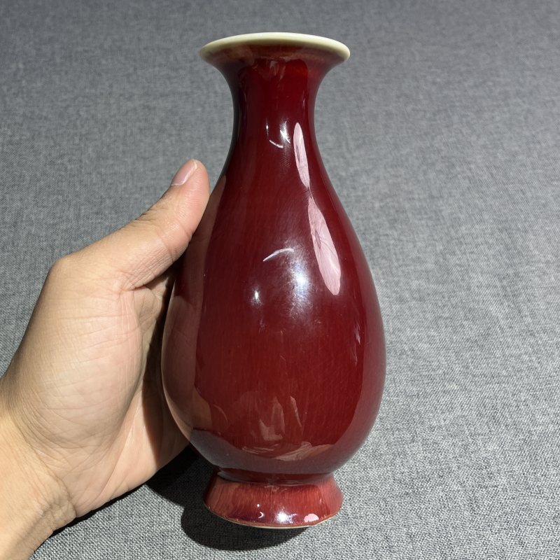 清郎红釉琵琶瓶 - 图4