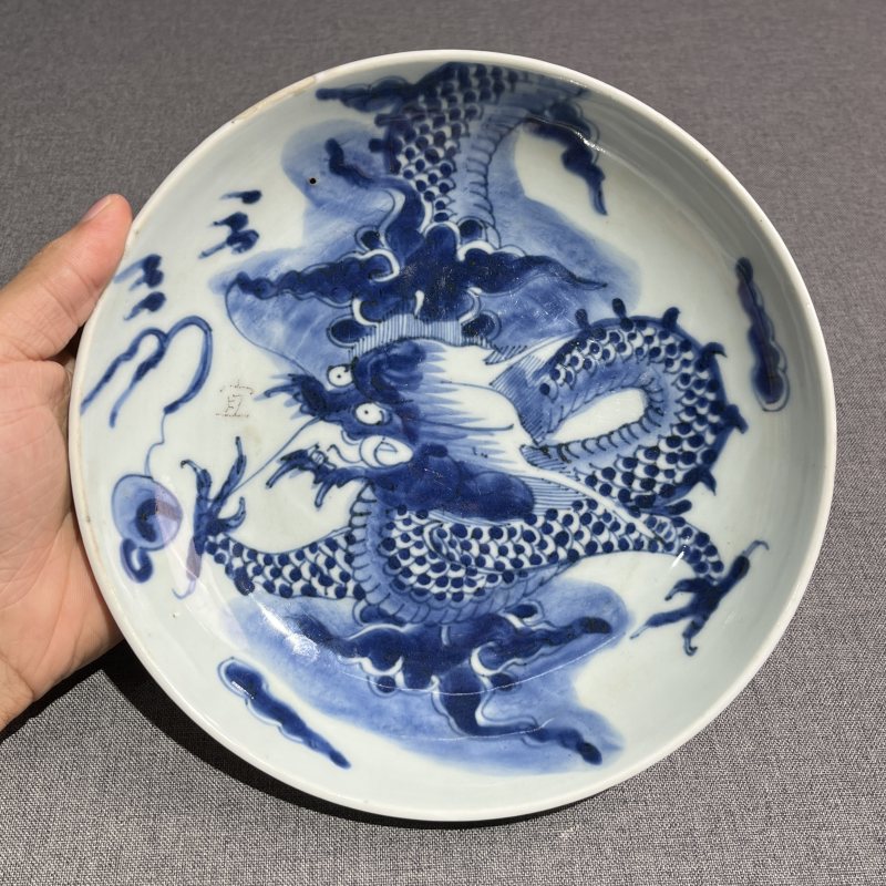 清雍正青花过墙龙纹盘 - 图4