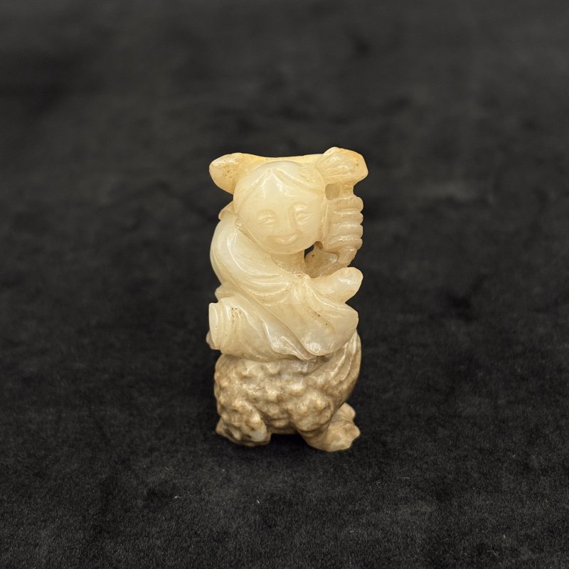 清 白玉巧雕刘海戏金蟾挂件 - 图2
