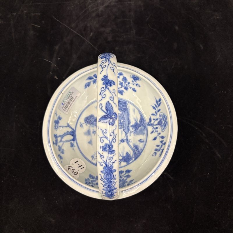 清 青花山水人物纹提篮 - 图6