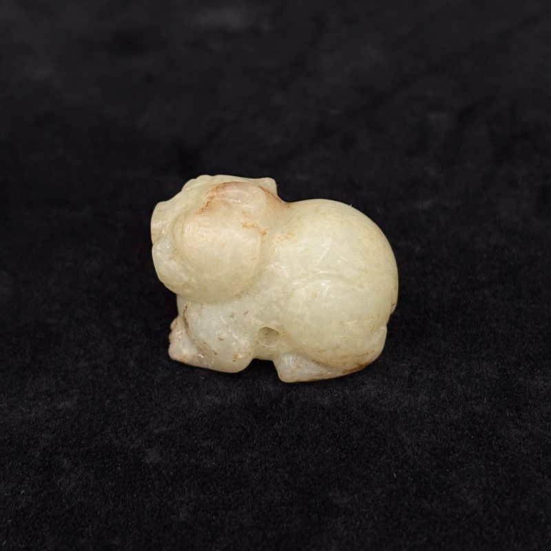 清 白玉留皮猪 白玉瑞兽两件 - 图9