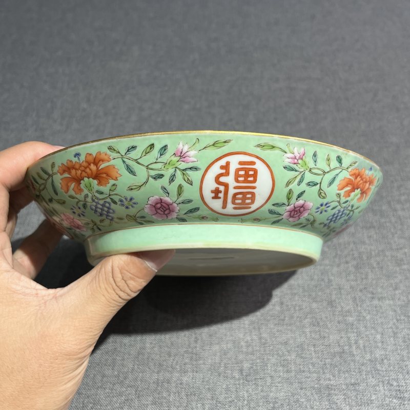 清中期粉彩花卉纹盘 - 图7