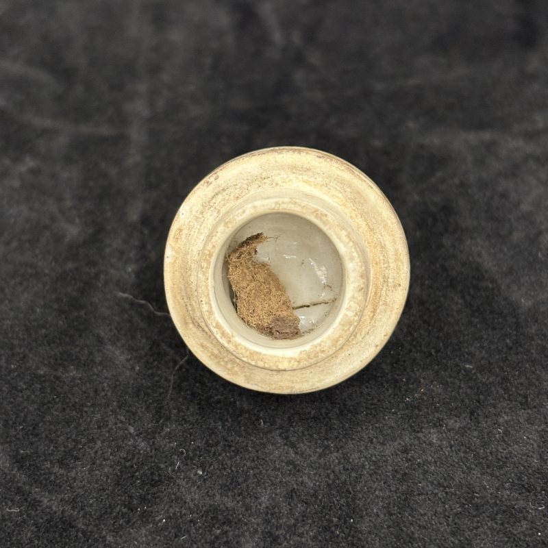 清 粉彩人物纹梨形壶两件 - 图10