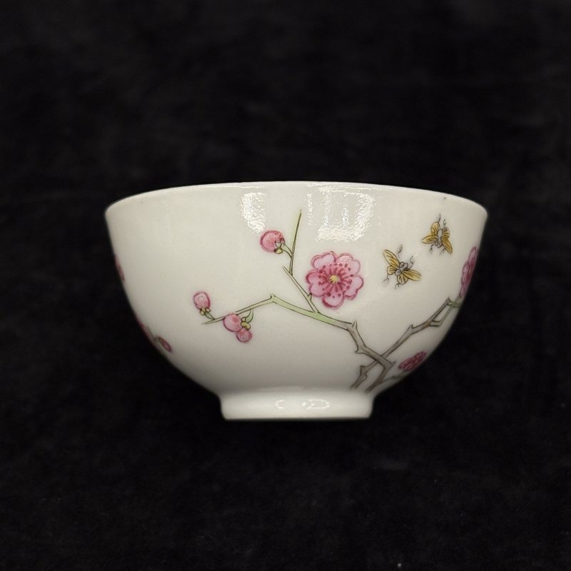 清 珐琅彩花蝶纹杯 - 图2