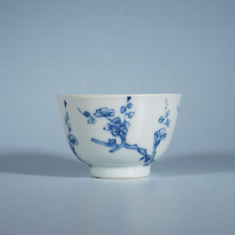 清康熙青花花卉纹茶圆