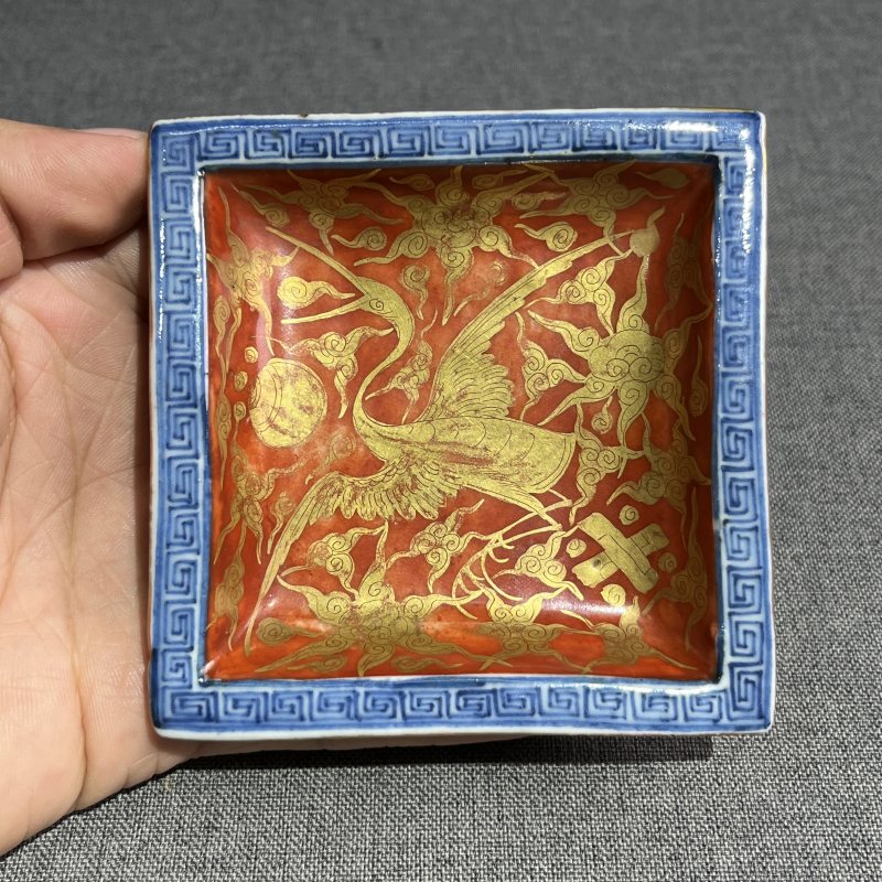 明晚期矾红描金仙鹤纹四方洗一对 - 图5
