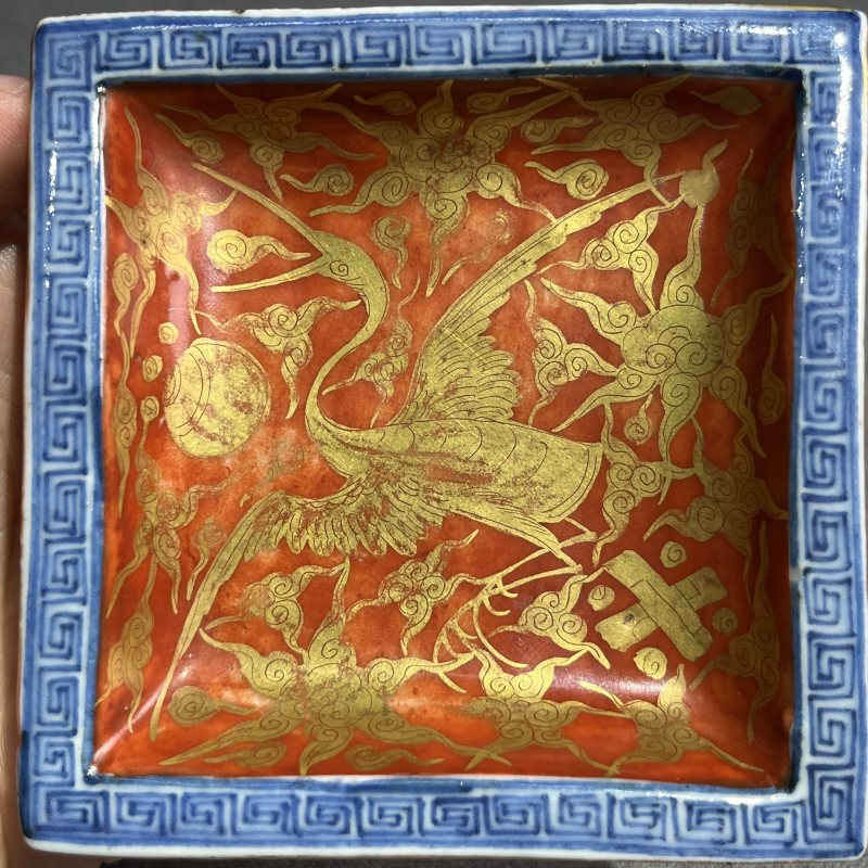 明晚期矾红描金仙鹤纹四方洗一对 - 图6