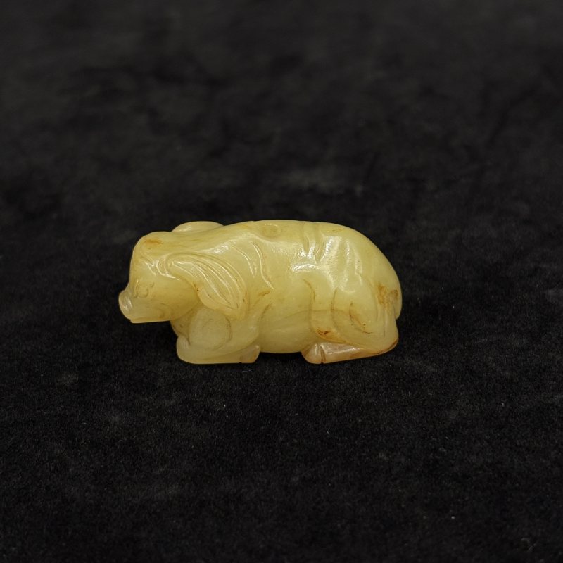 清 白玉兽 黄玉猪两件 - 图5