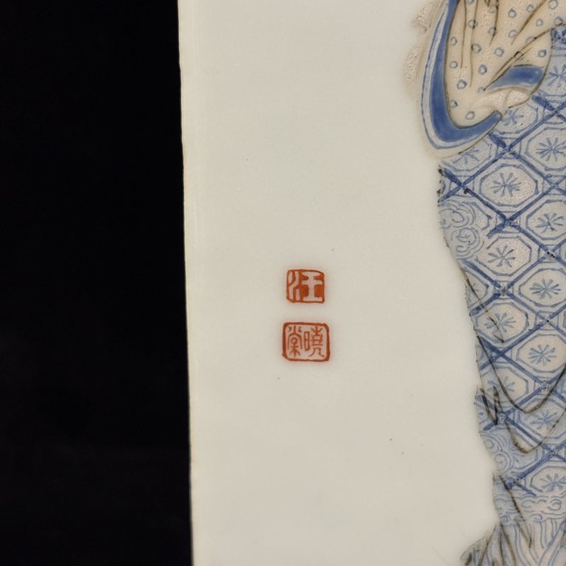民国 粉彩四季长春人物纹瓷板 - 图6