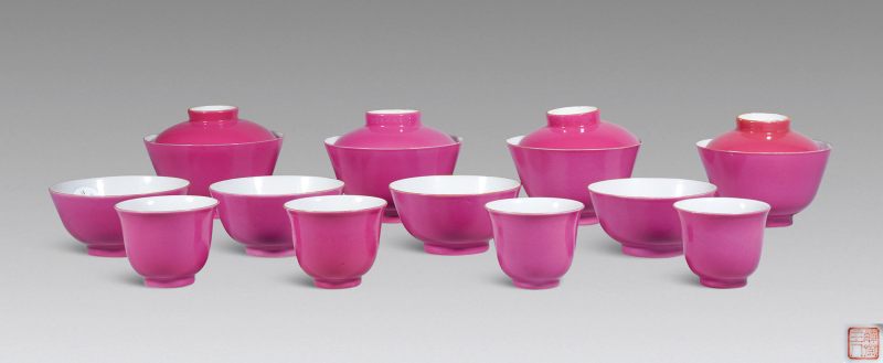 清 胭脂红釉茶具一组