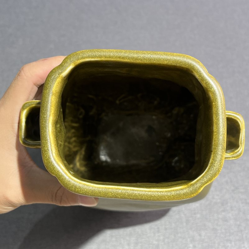 清光绪茶叶末釉贯耳尊 - 图8
