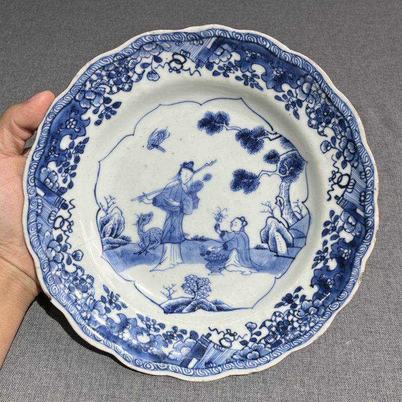 清乾隆青花人物故事盘 - 图4