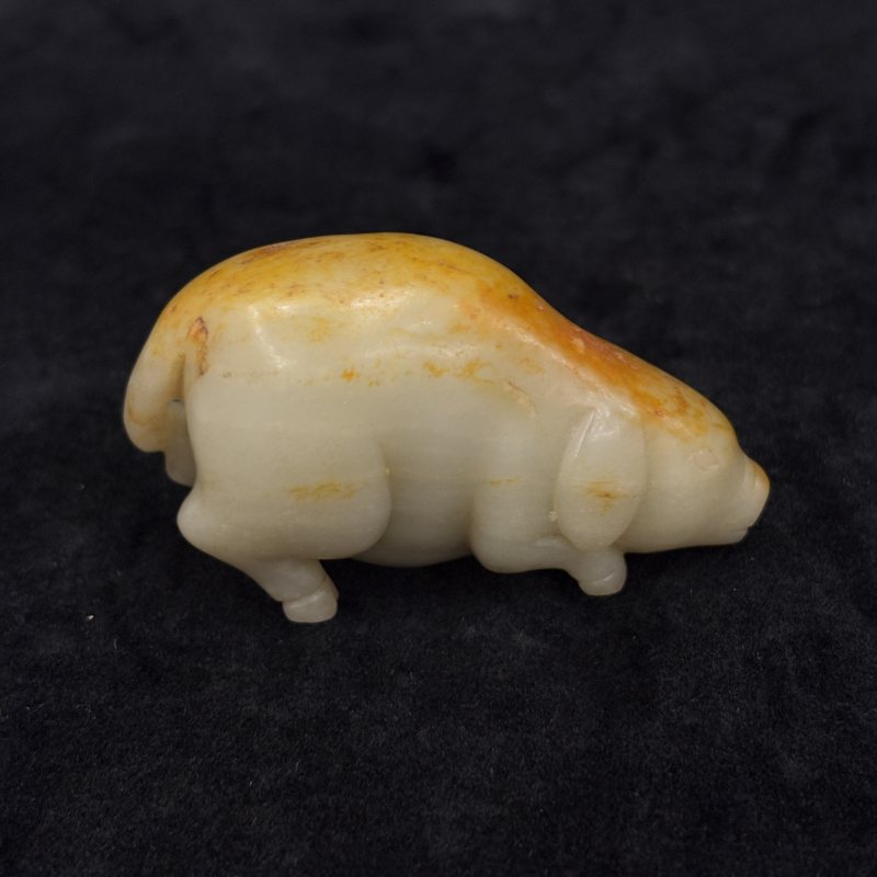 清 白玉留皮猪 白玉瑞兽两件 - 图5