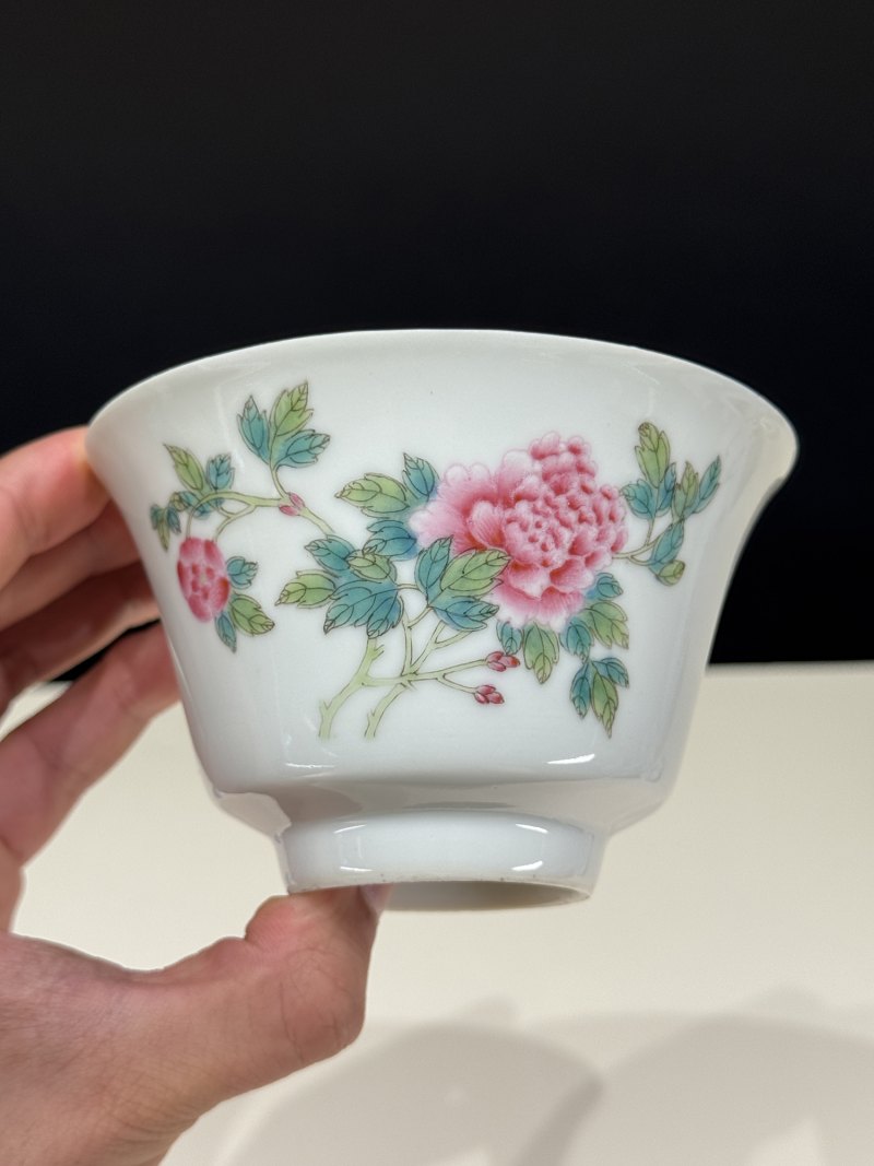 民国 粉彩花卉纹茶碗一对 - 图5